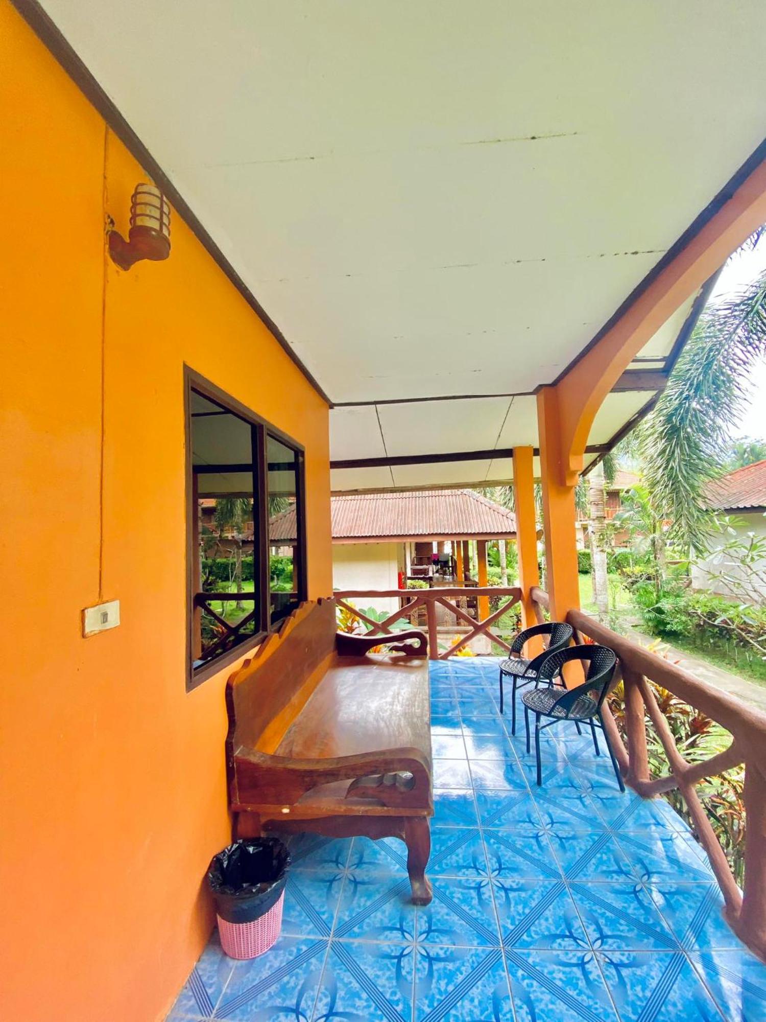 Khao Sok Nung House Hotel Khao Sok National Park Exterior photo
