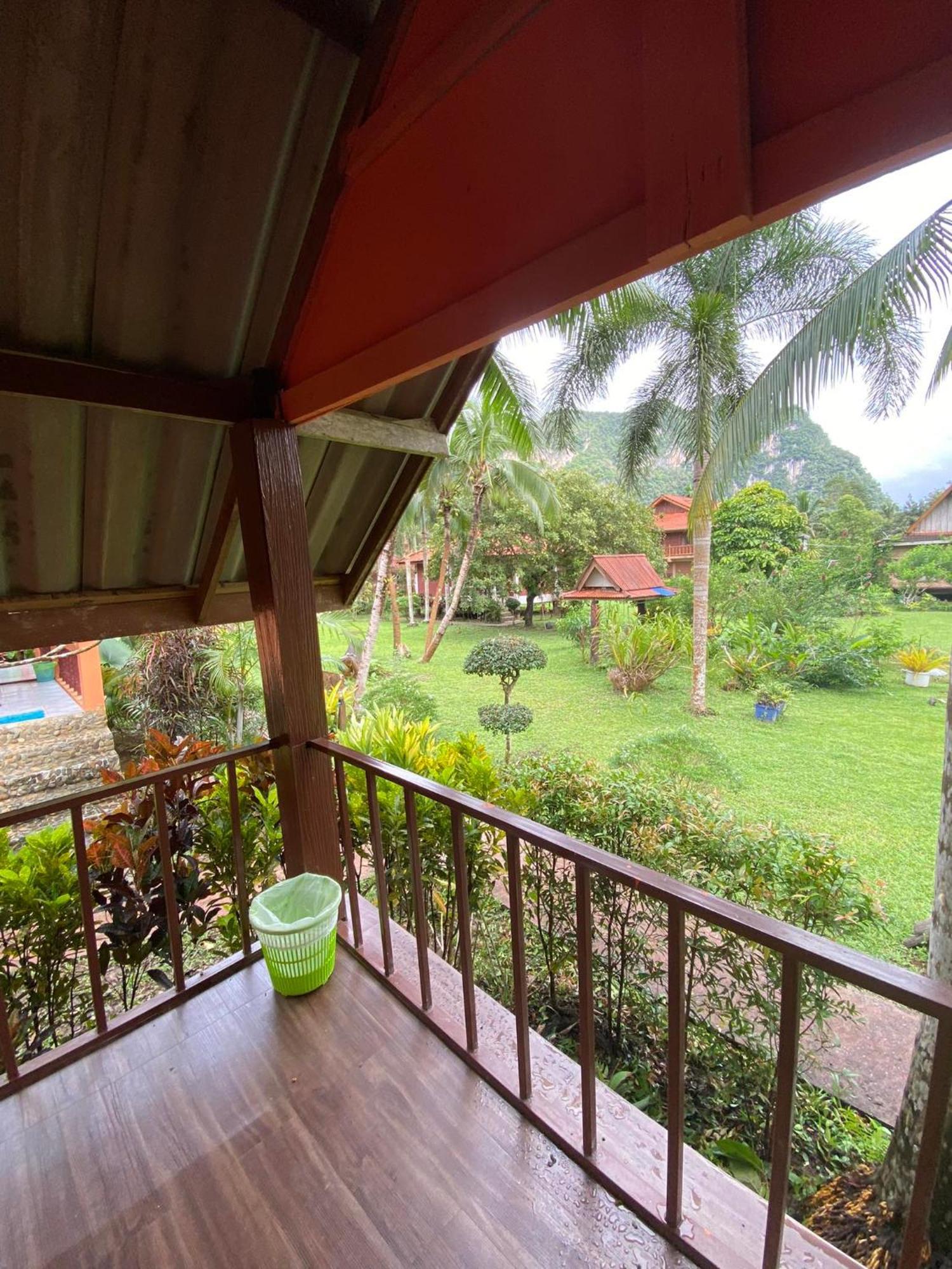 Khao Sok Nung House Hotel Khao Sok National Park Exterior photo