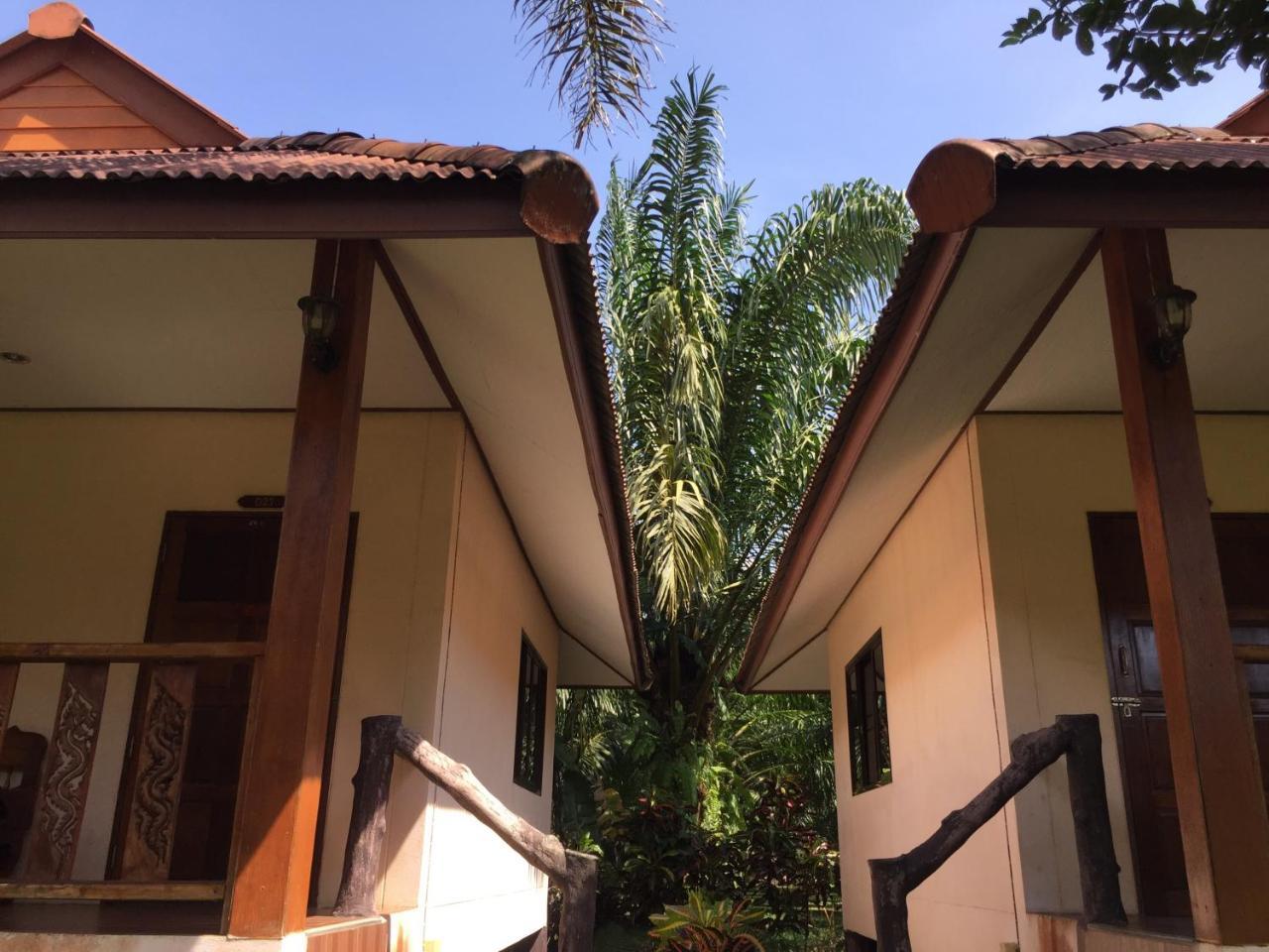 Khao Sok Nung House Hotel Khao Sok National Park Exterior photo