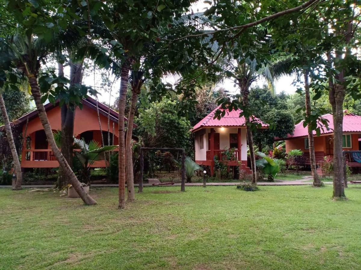 Khao Sok Nung House Hotel Khao Sok National Park Exterior photo